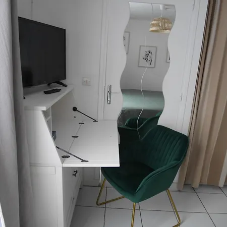 La Maison Aux Bambous Maison d'hôtes Montreuil (Seine-Saint-Denis)